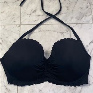 Victoria’s Secret bikini top 34DD